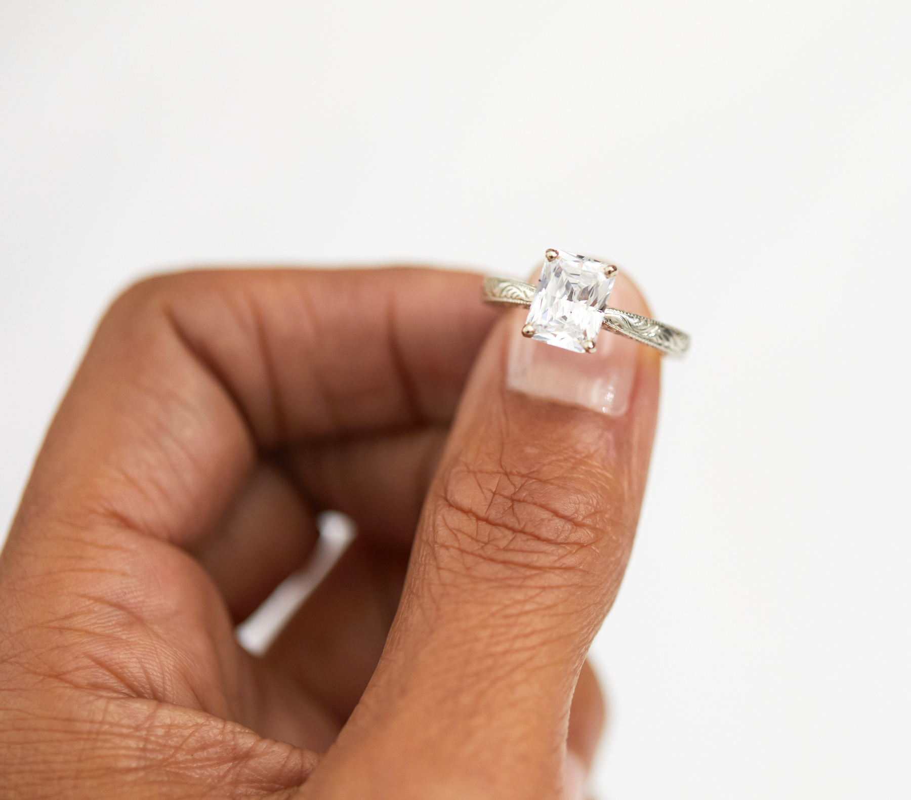 What are Square Engagement Rings?